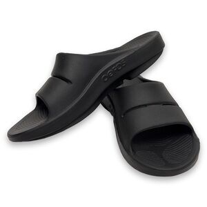 Oofos Men’s Black Sandals size 11. EU 44